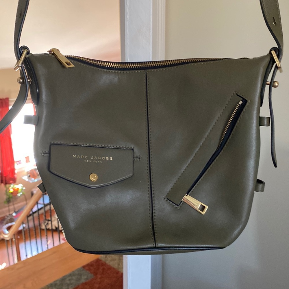 🔥 Marc Jacobs Leather Hobo Purse Military Green